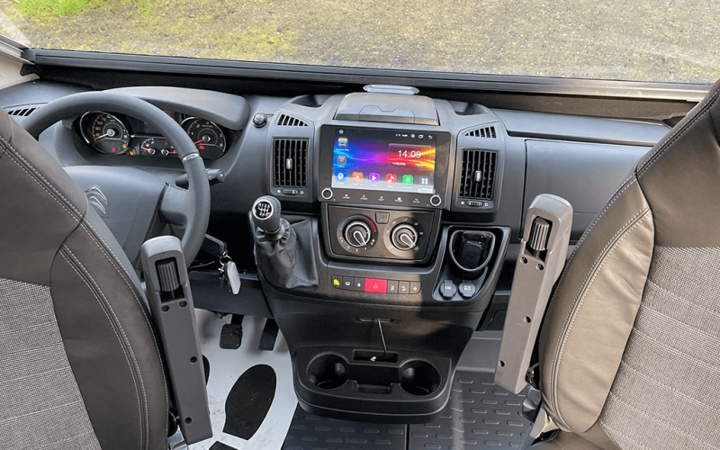 Kastenwagen Adria Van Twin All-in 640 SL - Cockpit
