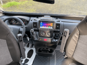 Kastenwagen Adria Van Twin All-in 640 SL - Cockpit